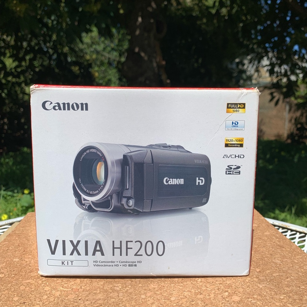 Cannon Video & Digital Camera in one